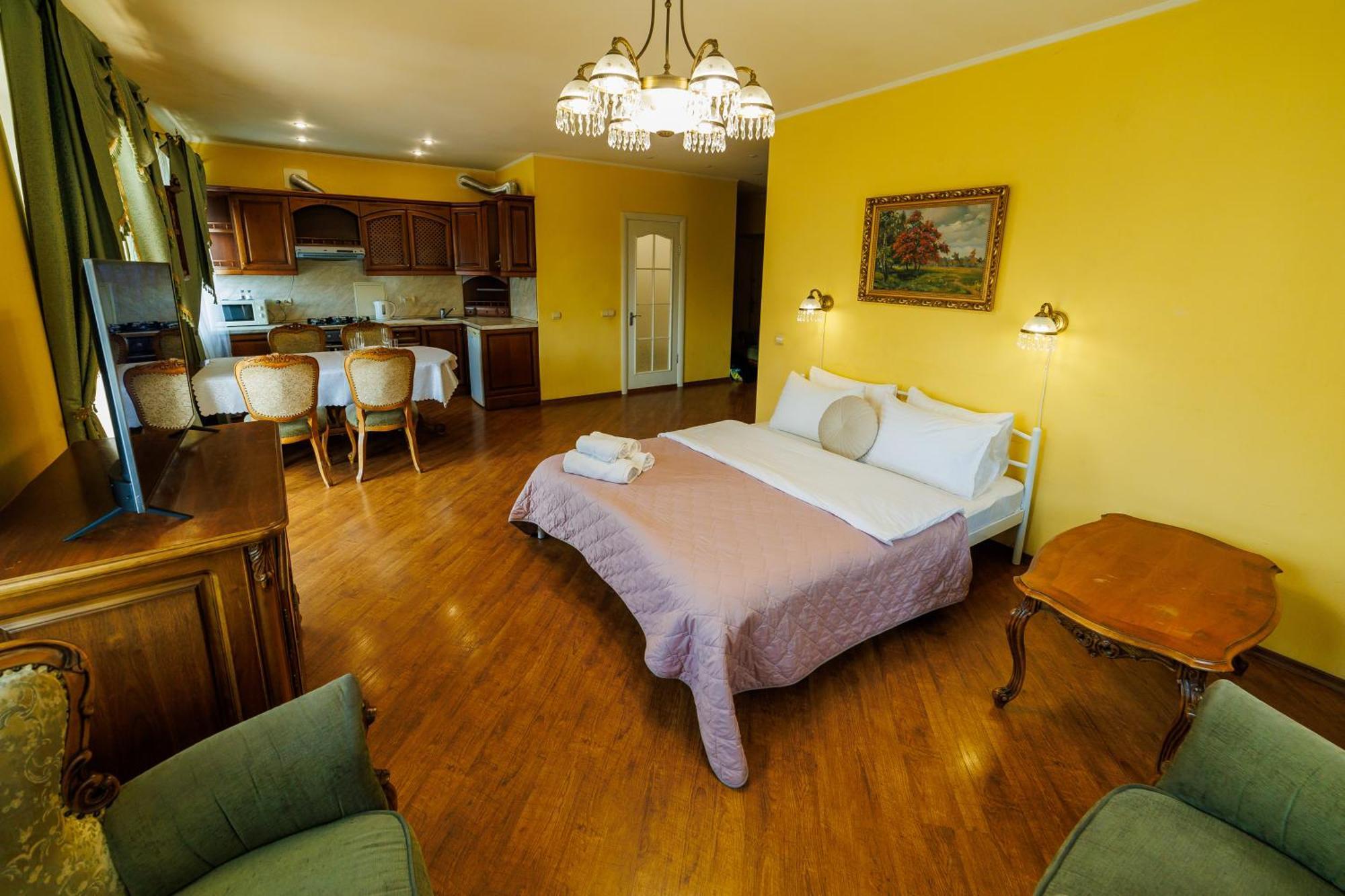 Квартира Антиквара У Центрі Полтави Мережа Alexapartments Документи Для Відряджень Безконтатне Заселення Цілодобово Poltawa Exterior foto